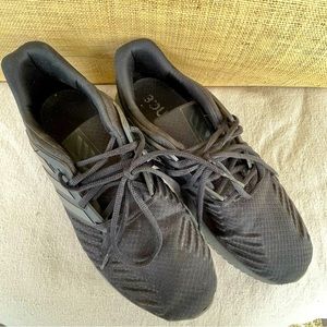 Adidas men’s bounce sneakers size 9.5
